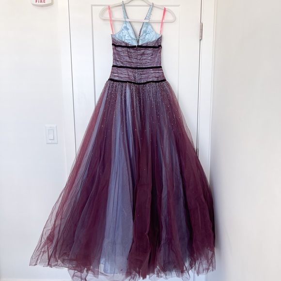 Grad/Prom/Occasion Tulle Dress - Picture 2 of 7